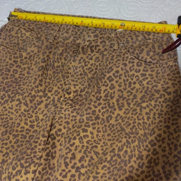 Zara Animal Print TRF Relaxed Fit jeans with High waist - Picture 9 of 12
